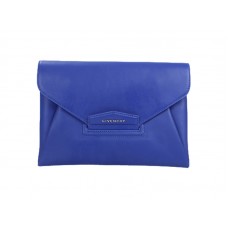 Givenchy Antigona Envelop Clutch van generfd leer, marineblauw