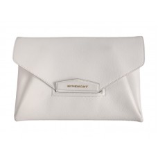 Givenchy Antigona Envelope Clutch van generfd leer, wit