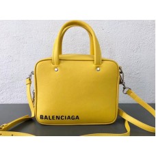 Balenciaga Triangle Square XS tas geel 513995c8k021004