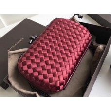 Bottega Veneta knoop clutch in boucher intreccio donkerrood