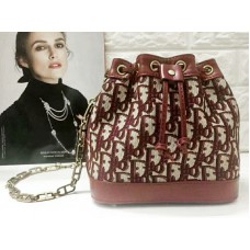 Dior Diorissimo Bucket Bag met trekkoord, bordeauxrood
