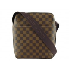 Louis Vuitton Damier Ebene Trotter Beaubourg