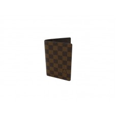 Louis Vuitton Damier-paspoorthoes