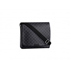 Louis Vuitton Damier Grafiet District Mm