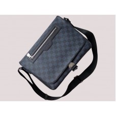 Louis Vuitton Damier Kobalt Canvas Matchpoint Messenger n40010